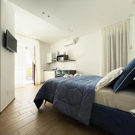 ホテル Sunny House - De Vivo Realty ソレント エクステリア 写真