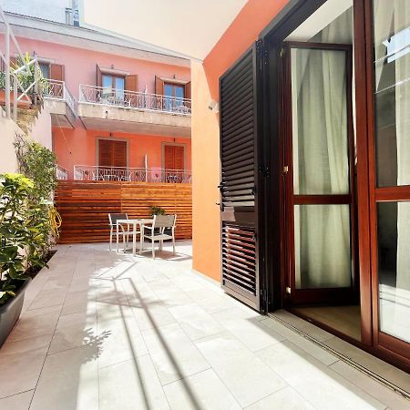 ホテル Sunny House - De Vivo Realty ソレント エクステリア 写真