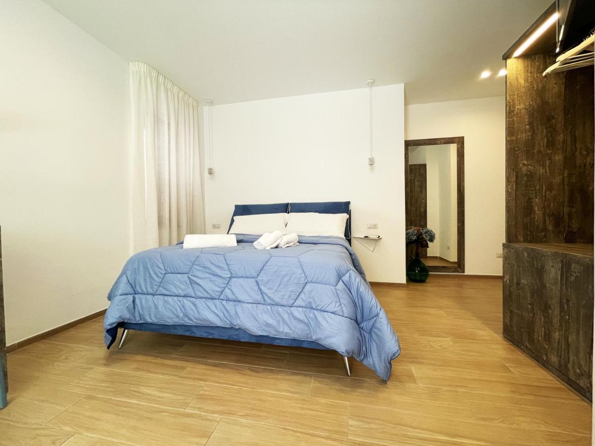 ホテル Sunny House - De Vivo Realty ソレント エクステリア 写真