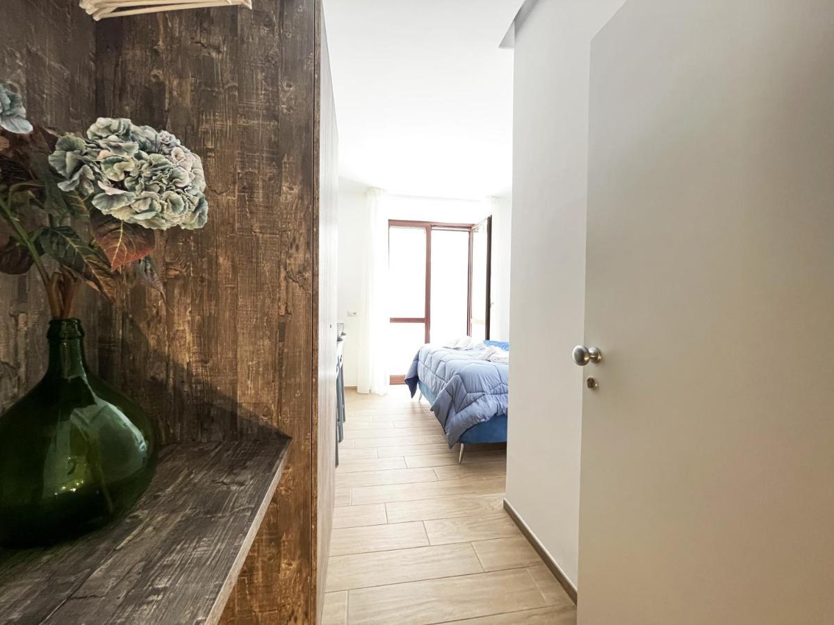 ホテル Sunny House - De Vivo Realty ソレント エクステリア 写真