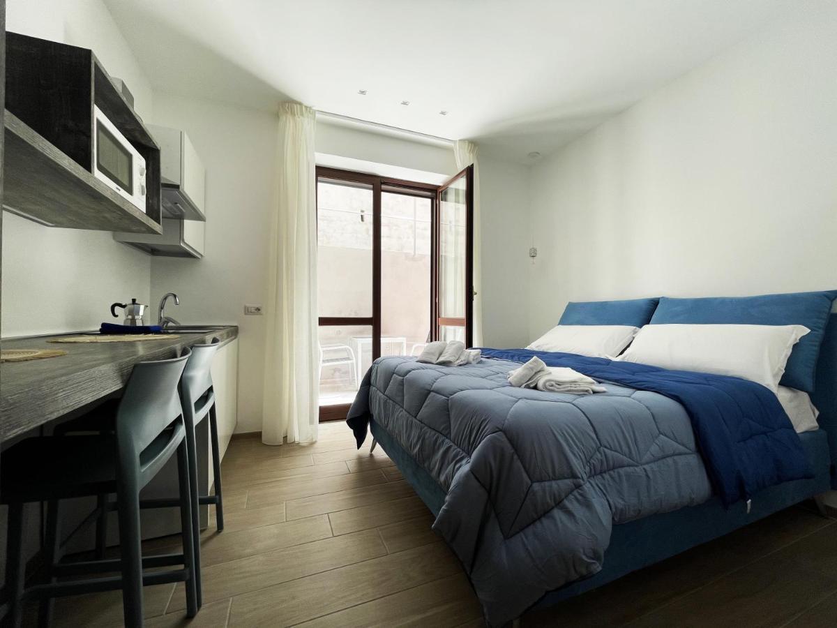 ホテル Sunny House - De Vivo Realty ソレント エクステリア 写真