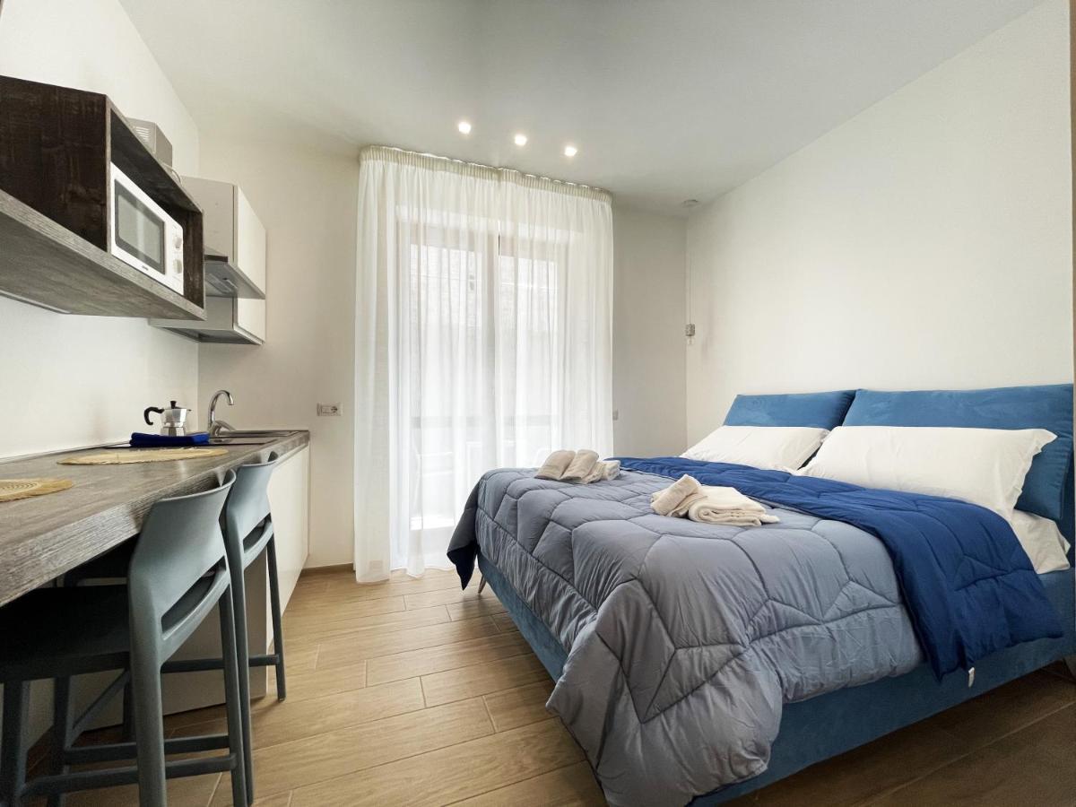 ホテル Sunny House - De Vivo Realty ソレント エクステリア 写真